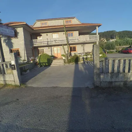 - Restaurante Casa Cuña Pensión